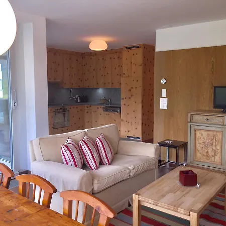 Apartment Chesa Truoch
